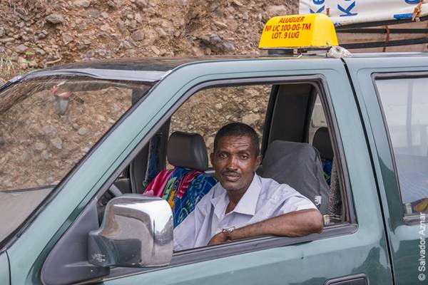 Viajando en aluguer por las islas de Cabo Verde